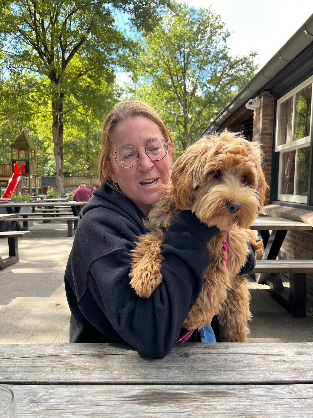Marjan met Coco als pup